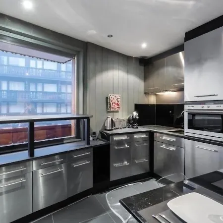 Appartement Moderne Au Centre De Courchevel 1850, 5 Pers, Wifi - Fr-1-564-28 شقة